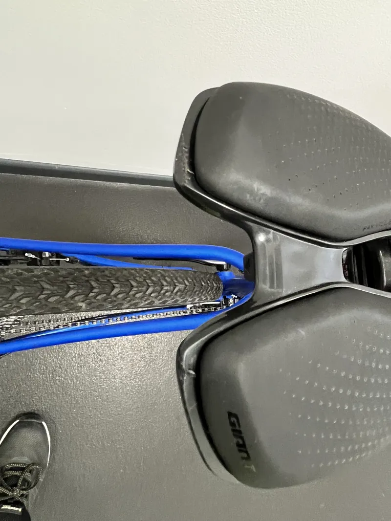 EX DISPLAY Giant Revolt 2 Gravel Bike Large 2023 in Sapphire-5